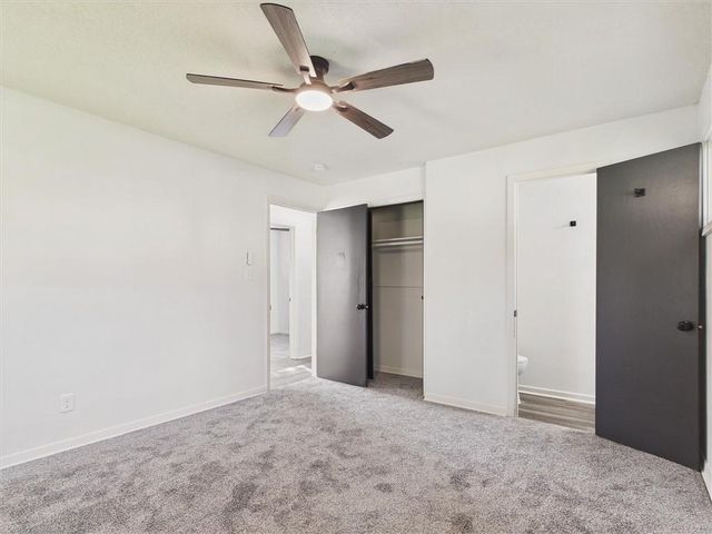 12206 E 47th Street S, Independence, MO 64055