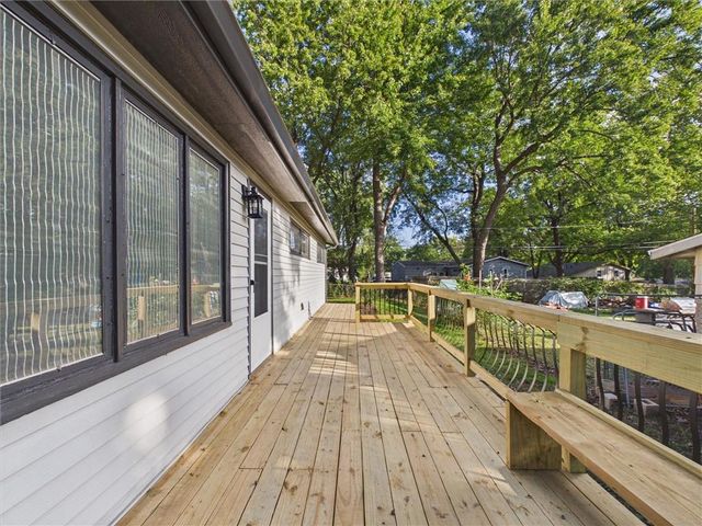 12206 E 47th Street S, Independence, MO 64055