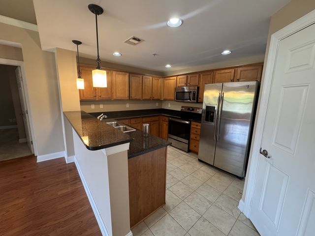 3201 Aspen Grove Dr Apt F8, Franklin, TN 37067