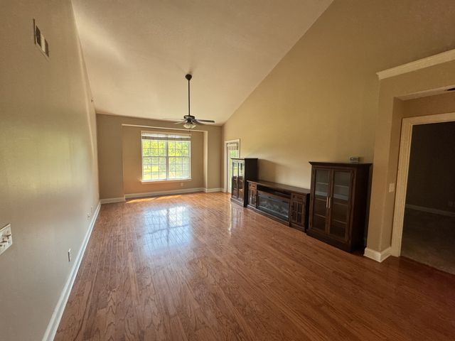 3201 Aspen Grove Dr Apt F8, Franklin, TN 37067