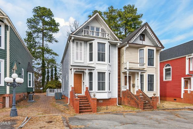 2502 Chapel Hill Road B, Durham, NC 27707