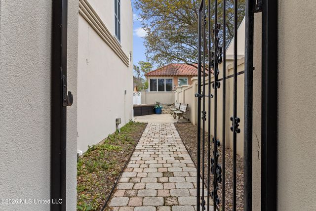 105 Demontluzin Avenue, 1, Bay Saint Louis, MS 39520