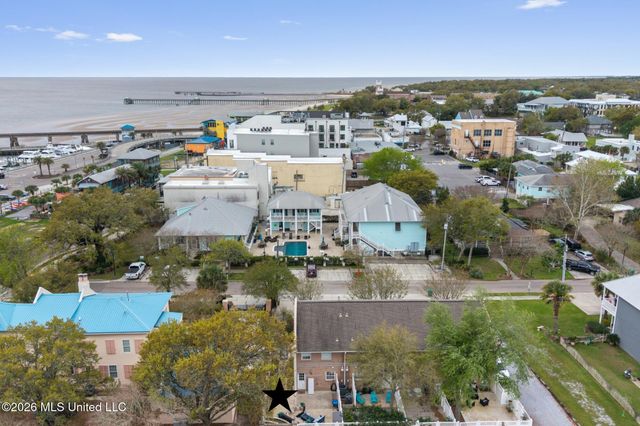 105 Demontluzin Avenue, 1, Bay Saint Louis, MS 39520