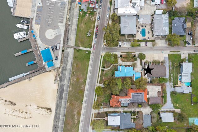 105 Demontluzin Avenue, 1, Bay Saint Louis, MS 39520