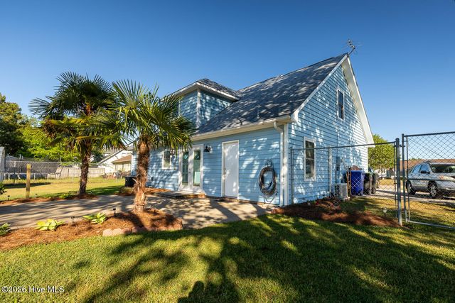 709 Windy Trail, Newport, NC 28570