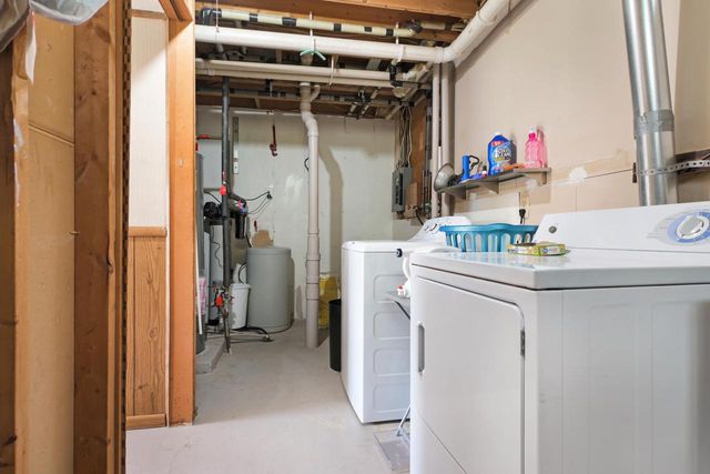 8402 368th AVENUE, Burlington, WI 53105