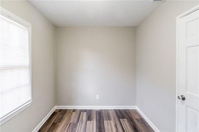 1715 Dog River E Drive, Mobile, AL 36605