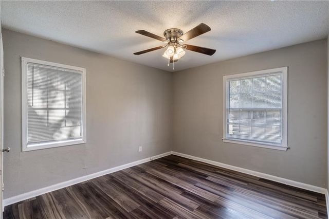 1715 Dog River E Drive, Mobile, AL 36605