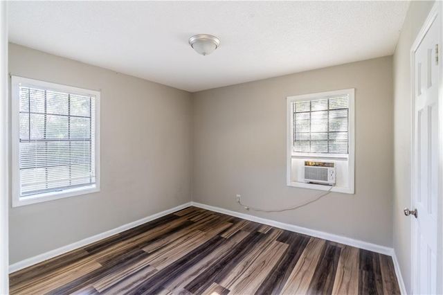 1715 Dog River E Drive, Mobile, AL 36605