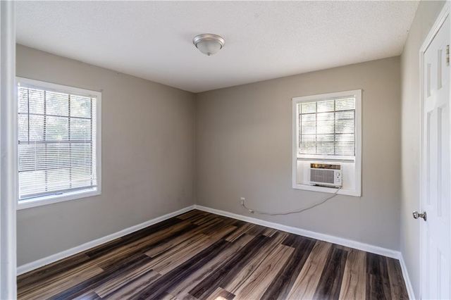 1715 Dog River E Drive, Mobile, AL 36605