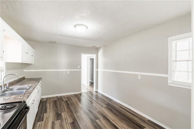 1715 Dog River E Drive, Mobile, AL 36605