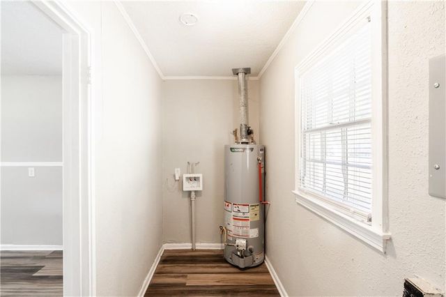 1715 Dog River E Drive, Mobile, AL 36605