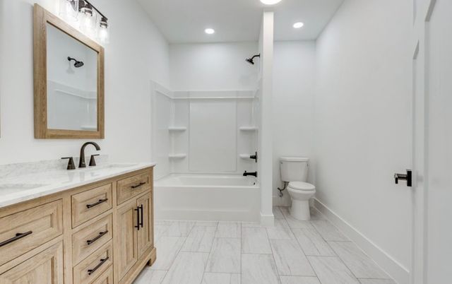 2404 Summer Oaks Cir, Summertown, TN 38483