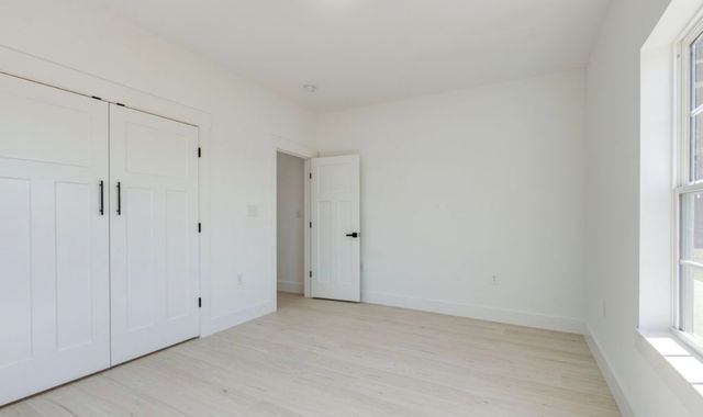 2404 Summer Oaks Cir, Summertown, TN 38483