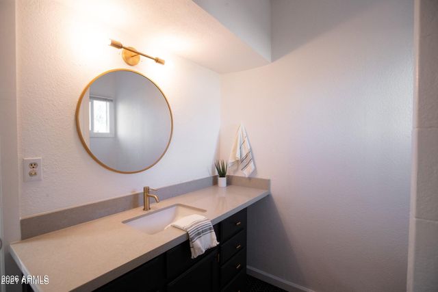 12007 N 36TH Street, Phoenix, AZ 85028