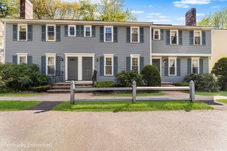905 Wellman Ave 905, Chelmsford, MA 01863