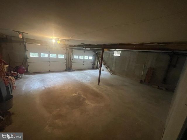 1622 GABLE DR, Coopersburg, PA 18036