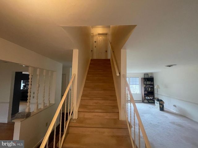 1622 GABLE DR, Coopersburg, PA 18036