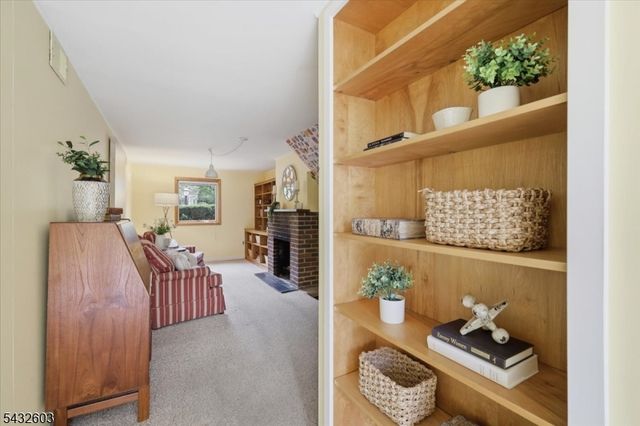 98 Grover Ave, Princeton Twp., NJ 08540