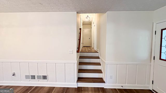 2641 Whitehaven Drive SW, Marietta, GA 30064