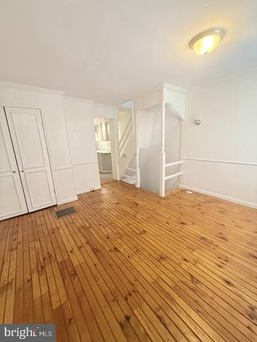 4750 MERCER ST, Philadelphia, PA 19137