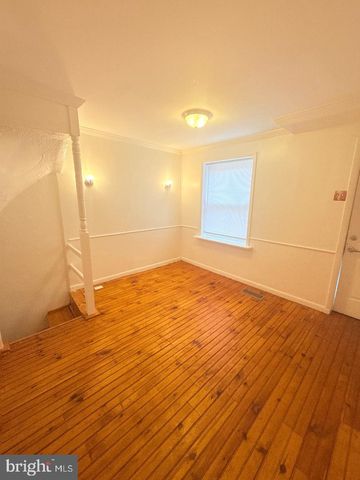 4750 MERCER ST, Philadelphia, PA 19137