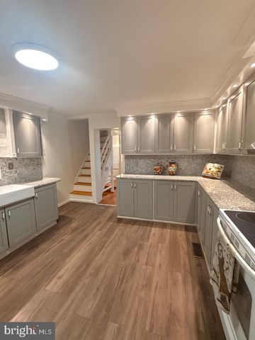 4750 MERCER ST, Philadelphia, PA 19137