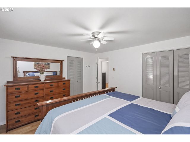 1125 DELROSE Dr, Springfield, OR 97477