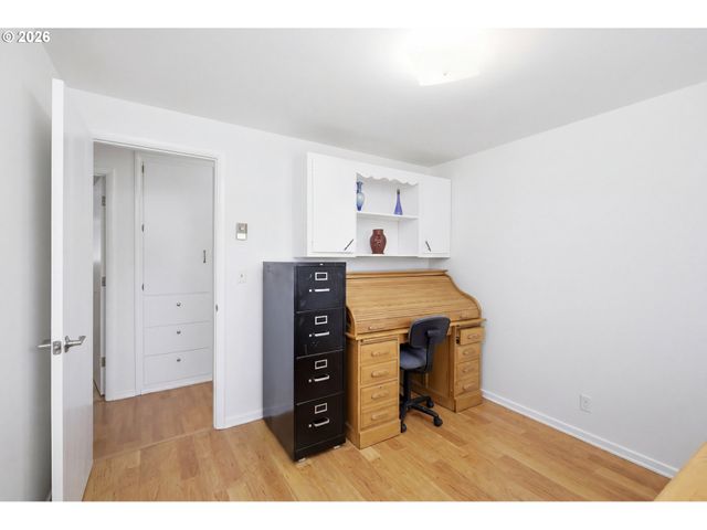 1125 DELROSE Dr, Springfield, OR 97477