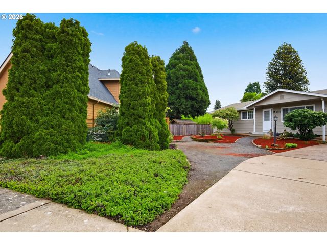 1125 DELROSE Dr, Springfield, OR 97477