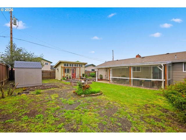 1125 DELROSE Dr, Springfield, OR 97477