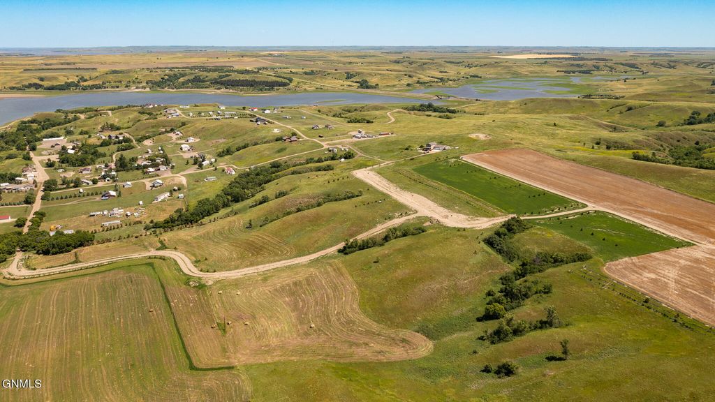 13 Oahe Links, Linton, ND 58552 photo 10