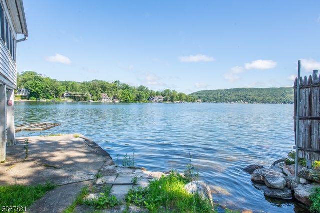 30 E Shore Culver Rd, Frankford Twp., NJ 07826