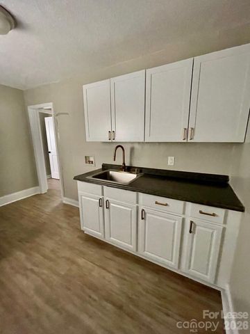 1314 N McDowell None, Charlotte, NC 28205