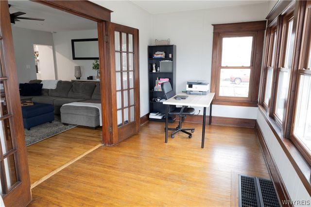 5517 Sterling Road, Hamburg, NY 14075