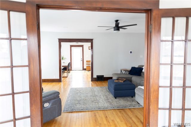 5517 Sterling Road, Hamburg, NY 14075