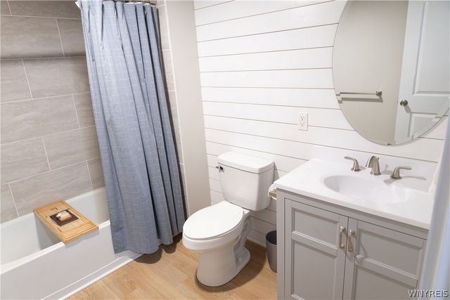 5517 Sterling Road, Hamburg, NY 14075