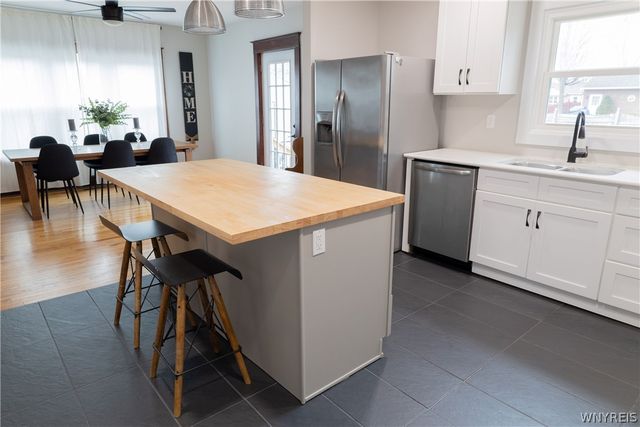 5517 Sterling Road, Hamburg, NY 14075