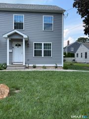 65 Walnut Road, Rocky Hill, CT 06067
