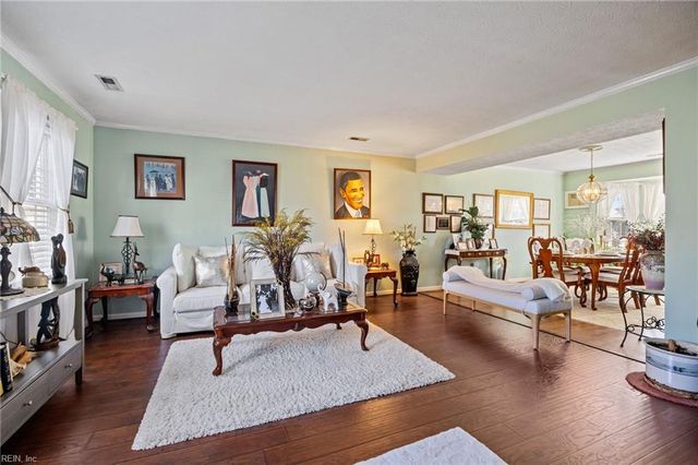 14 Post Oak CT, Hampton, VA 23666