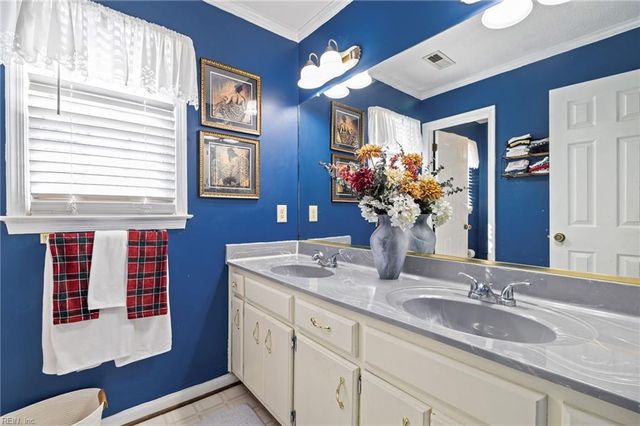 14 Post Oak CT, Hampton, VA 23666