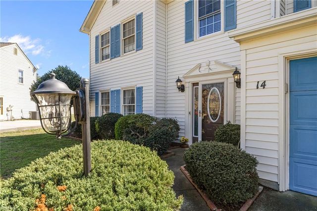 14 Post Oak CT, Hampton, VA 23666