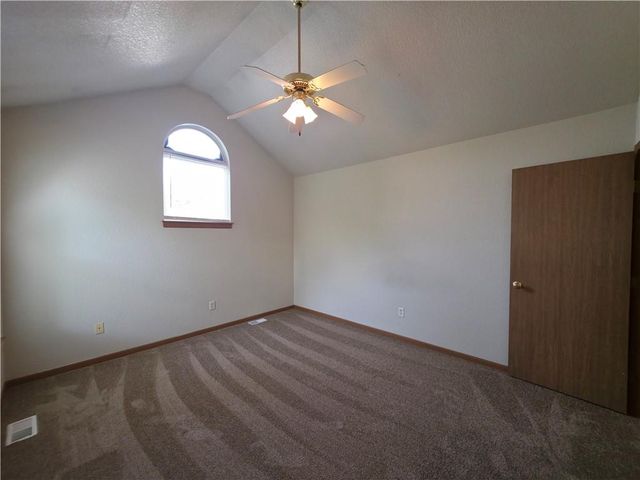 408 & 412 SW 6th Street, Blue Springs, MO 64014