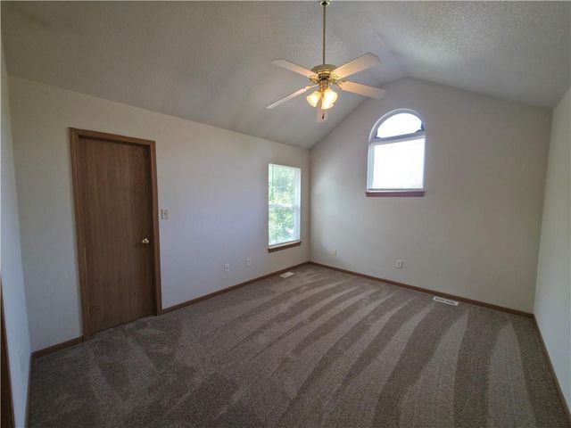 408 & 412 SW 6th Street, Blue Springs, MO 64014