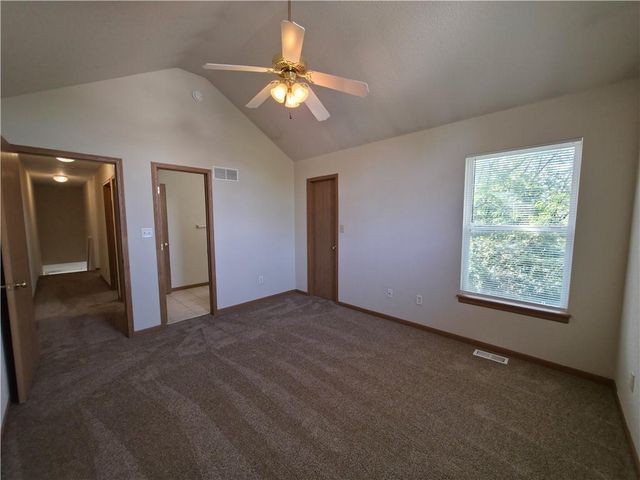 408 & 412 SW 6th Street, Blue Springs, MO 64014
