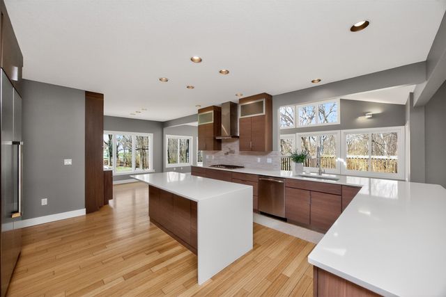 14881 Woodcrest Drive, Clive, IA 50325