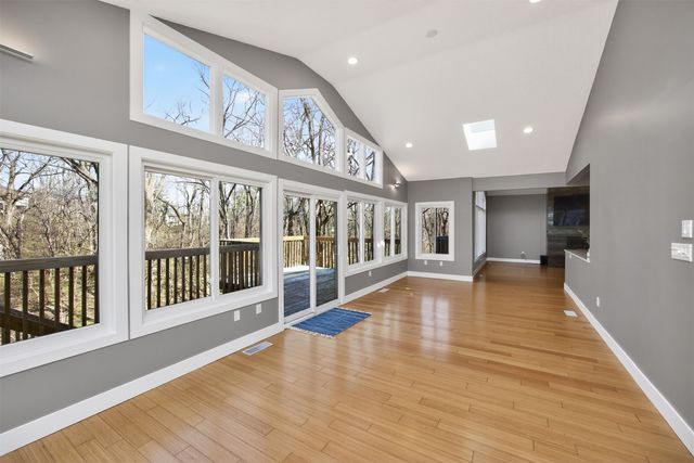 14881 Woodcrest Drive, Clive, IA 50325