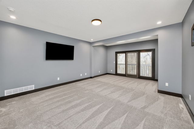 14881 Woodcrest Drive, Clive, IA 50325