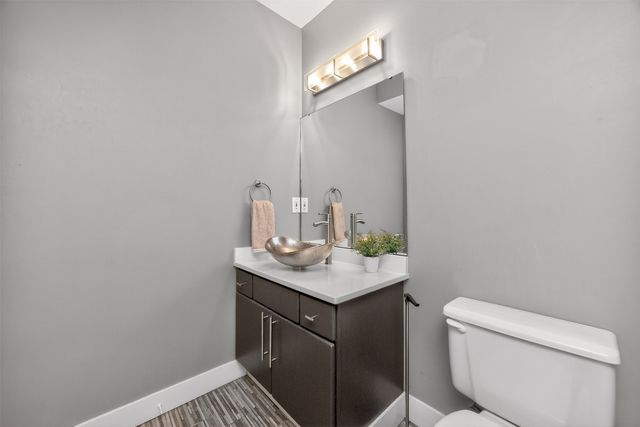 14881 Woodcrest Drive, Clive, IA 50325