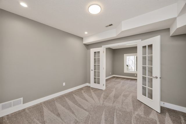 14881 Woodcrest Drive, Clive, IA 50325